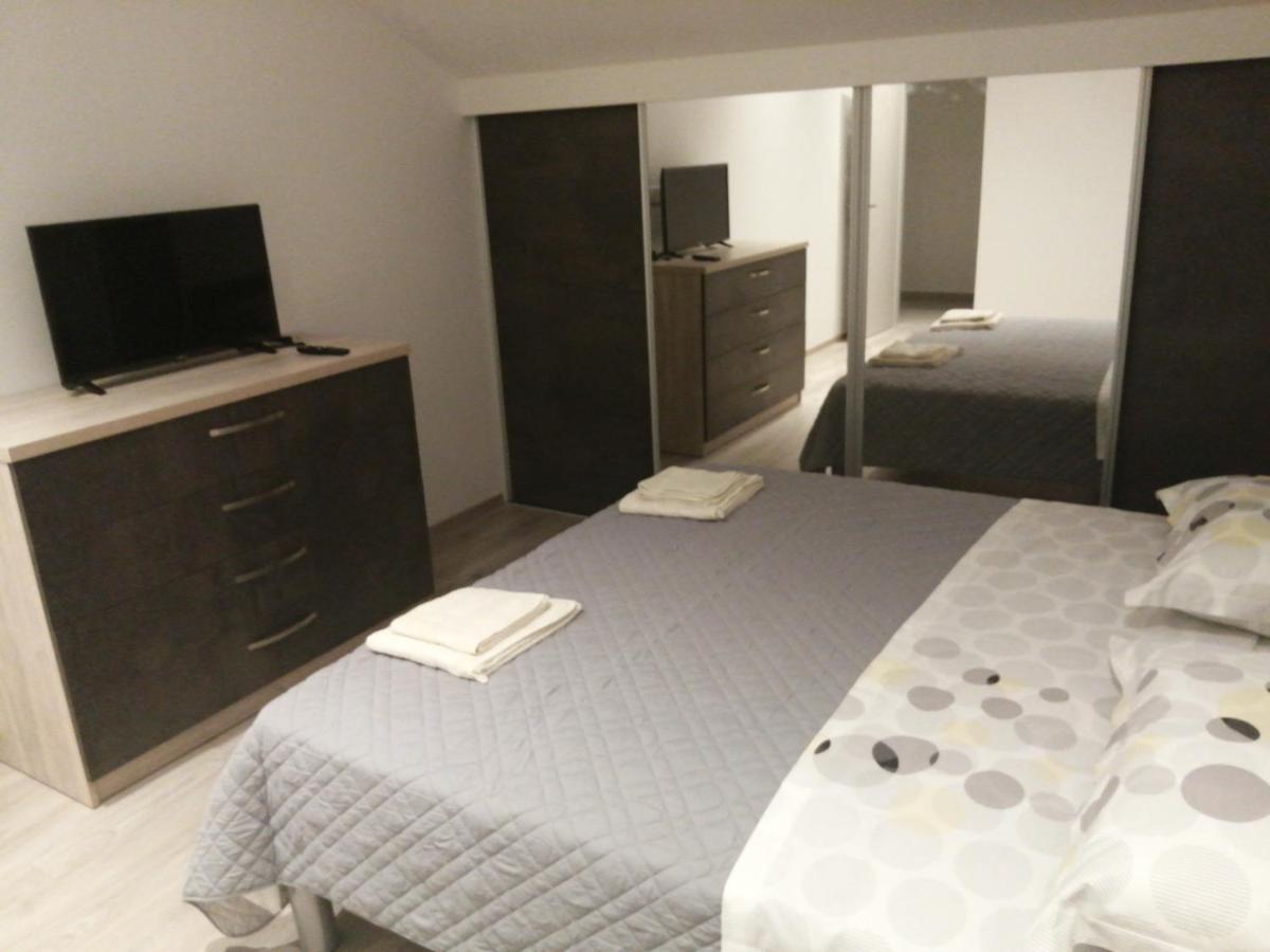Apartmentt Vinko Bilota Сегет-Враниця Екстер'єр фото