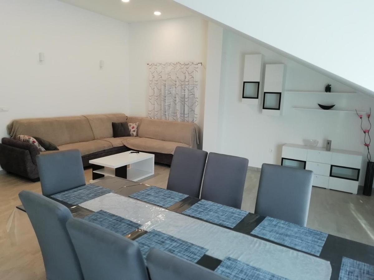 Apartmentt Vinko Bilota Сегет-Враниця Екстер'єр фото