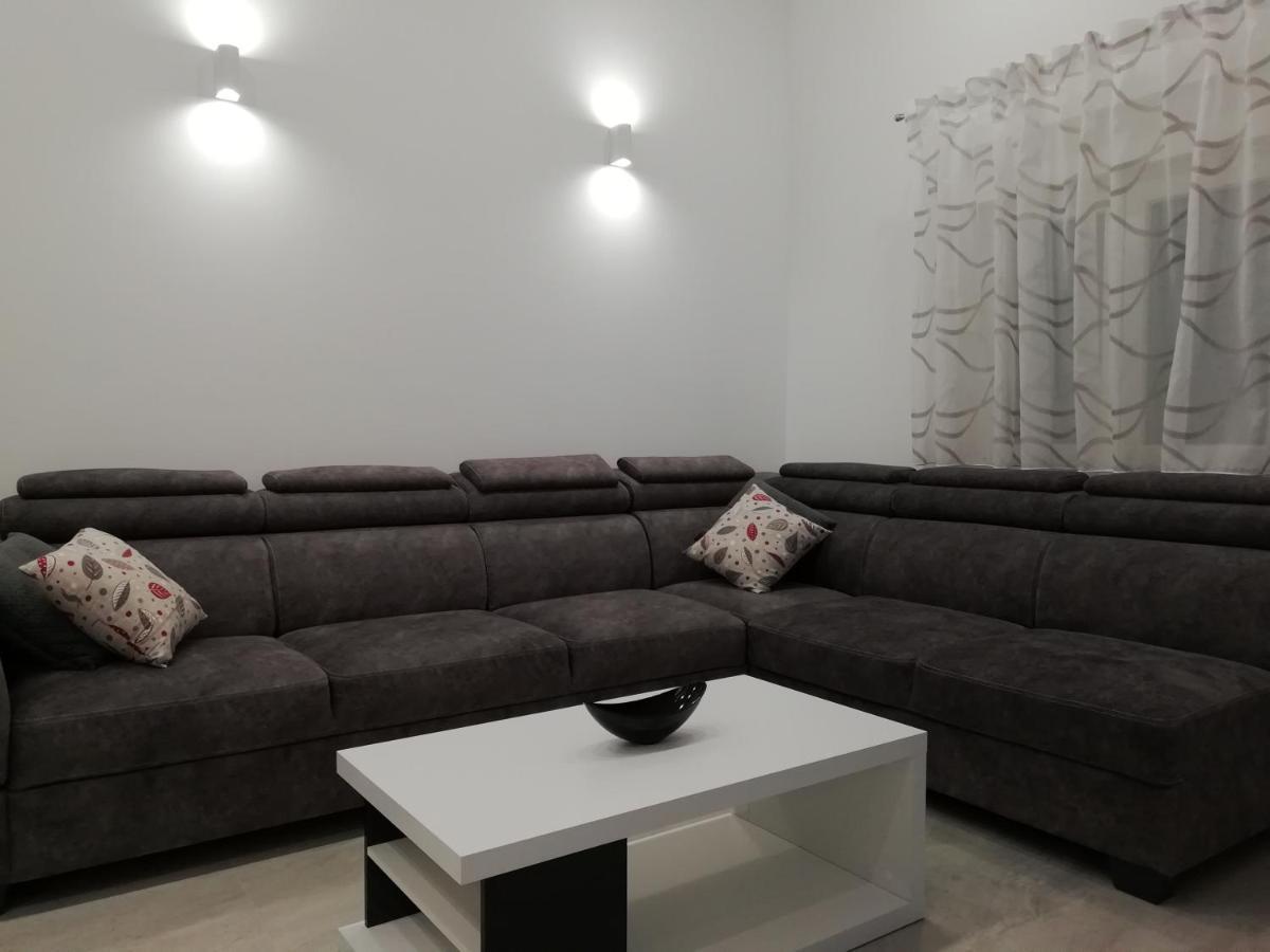 Apartmentt Vinko Bilota Сегет-Враниця Екстер'єр фото