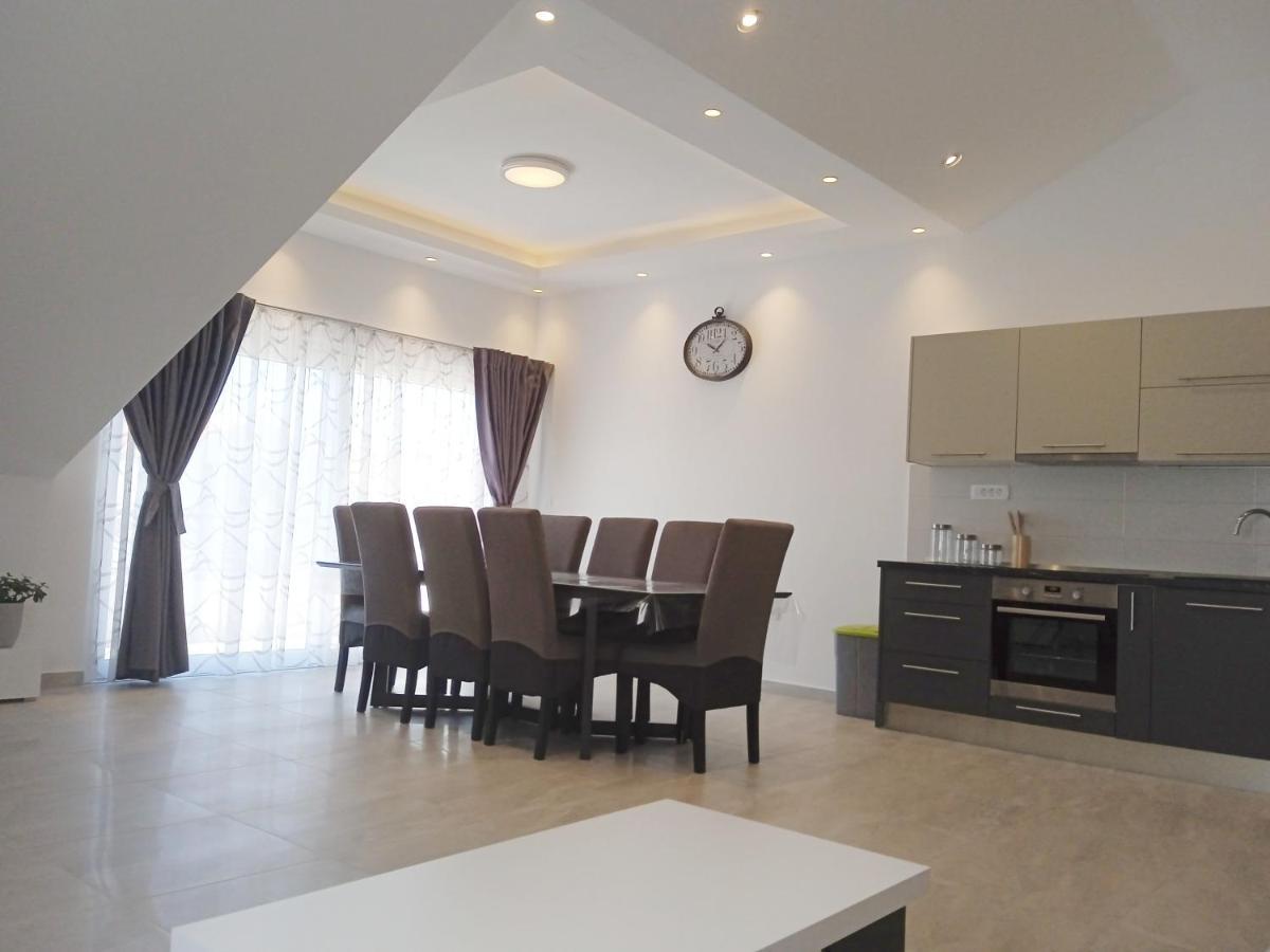 Apartmentt Vinko Bilota Сегет-Враниця Екстер'єр фото