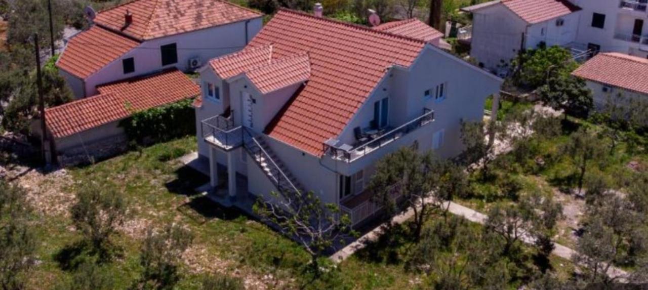 Apartmentt Vinko Bilota Сегет-Враниця Екстер'єр фото
