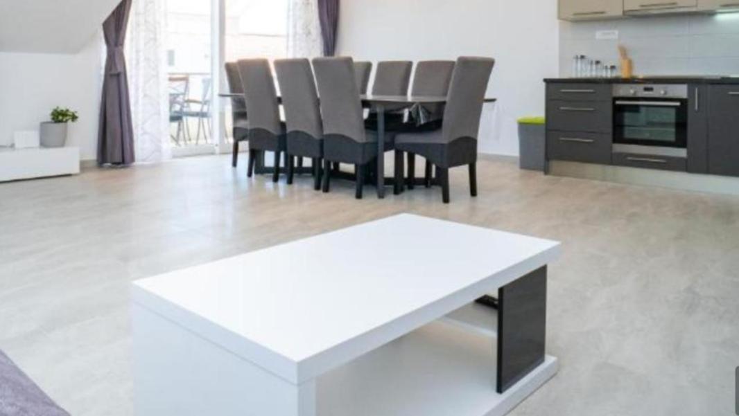 Apartmentt Vinko Bilota Сегет-Враниця Екстер'єр фото
